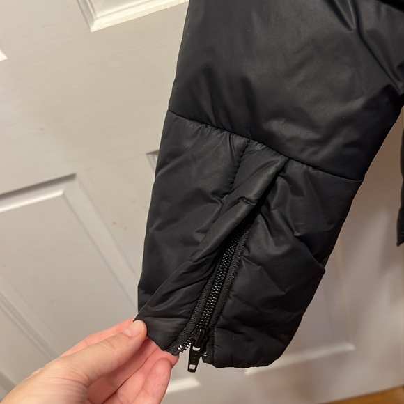 Maternity puffer coat - Picture 5 of 8